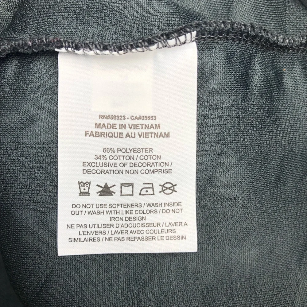 ⭐️NEW⭐️Nike Women Hoodies/Sustainable Materials - Picture 7 of 7